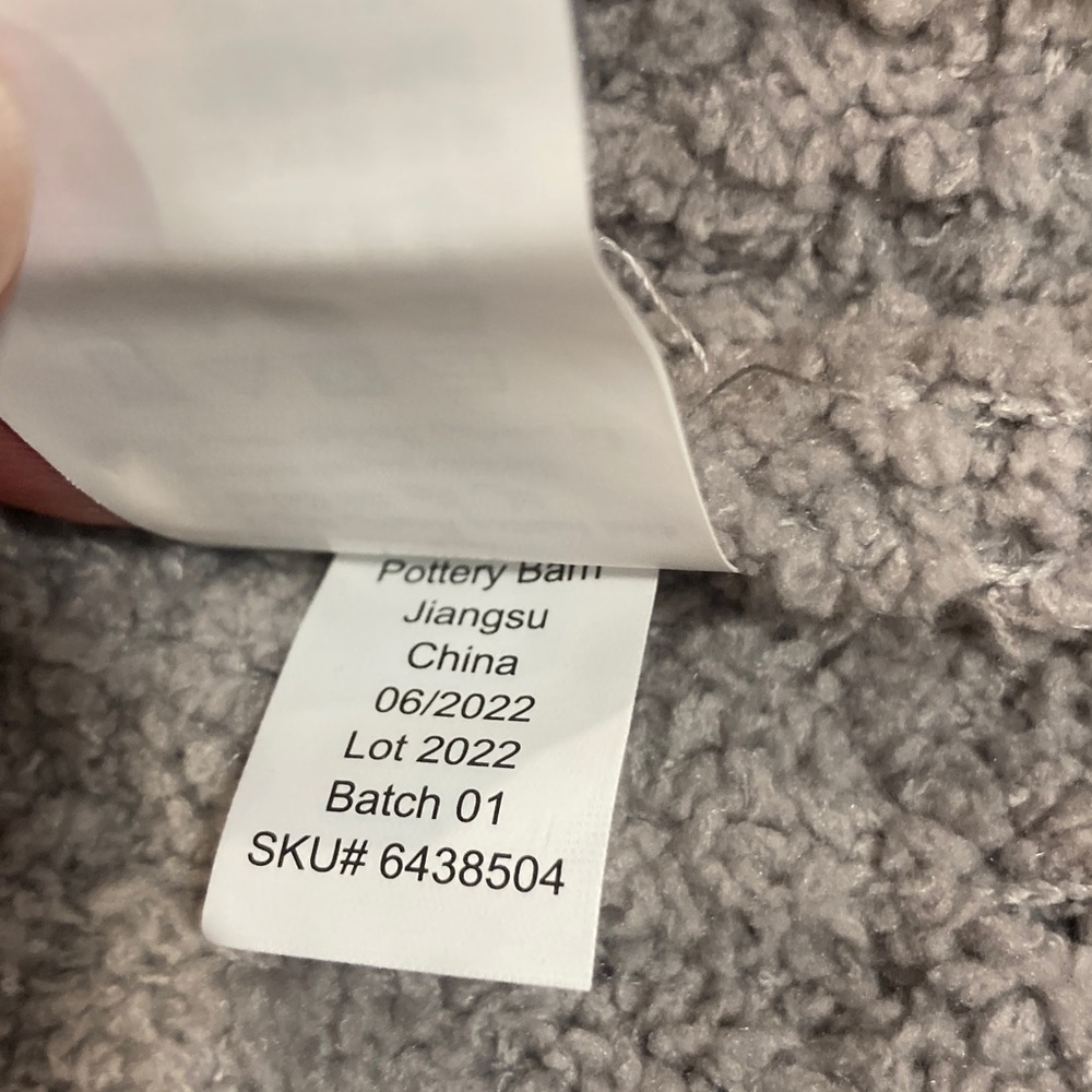NWOT: Pottery Barn Ultra Soft Gray/Grey Knee Length Wake Waffle Weave Robe - Picture 6 of 8